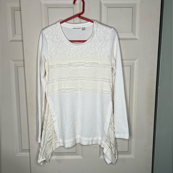 LOGO by Lori Goldstein Tops - LOGO Lori Goldstein Boho Lace Top
